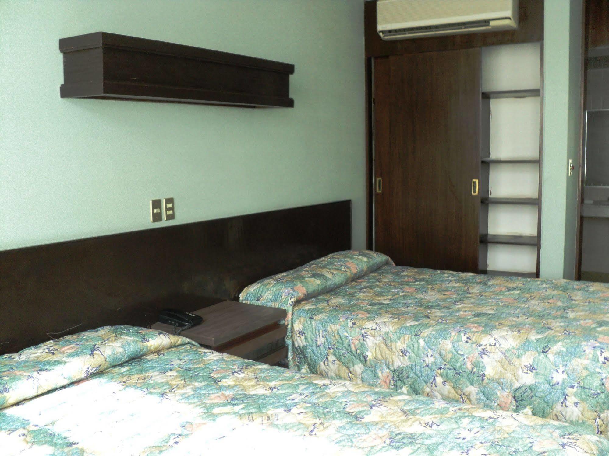 Hotel Mary Celaya  Exterior foto